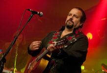 Raúl Malo, líder de The Mavericks, fallece a los 60 años